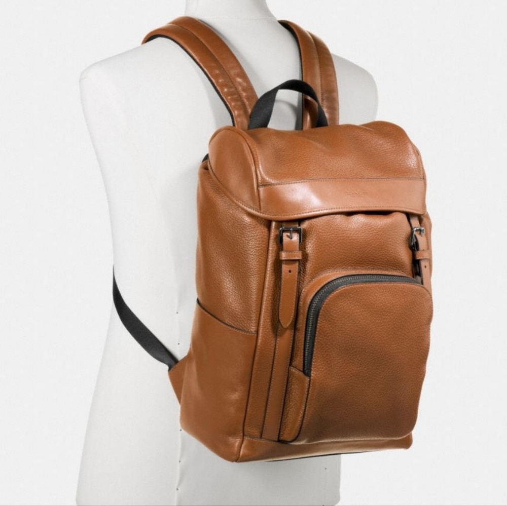 COACH HENRY BACKPACK IN PEBBLE LEATHER